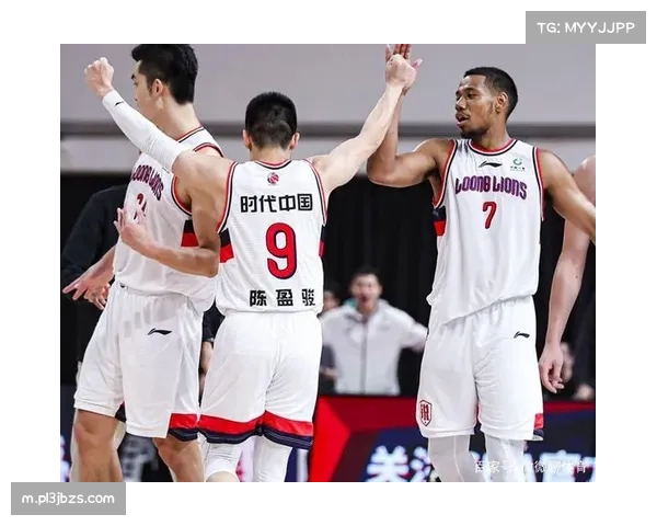 吉林爆冷新疆展现黑马本色 摩尔34分率队完成双杀